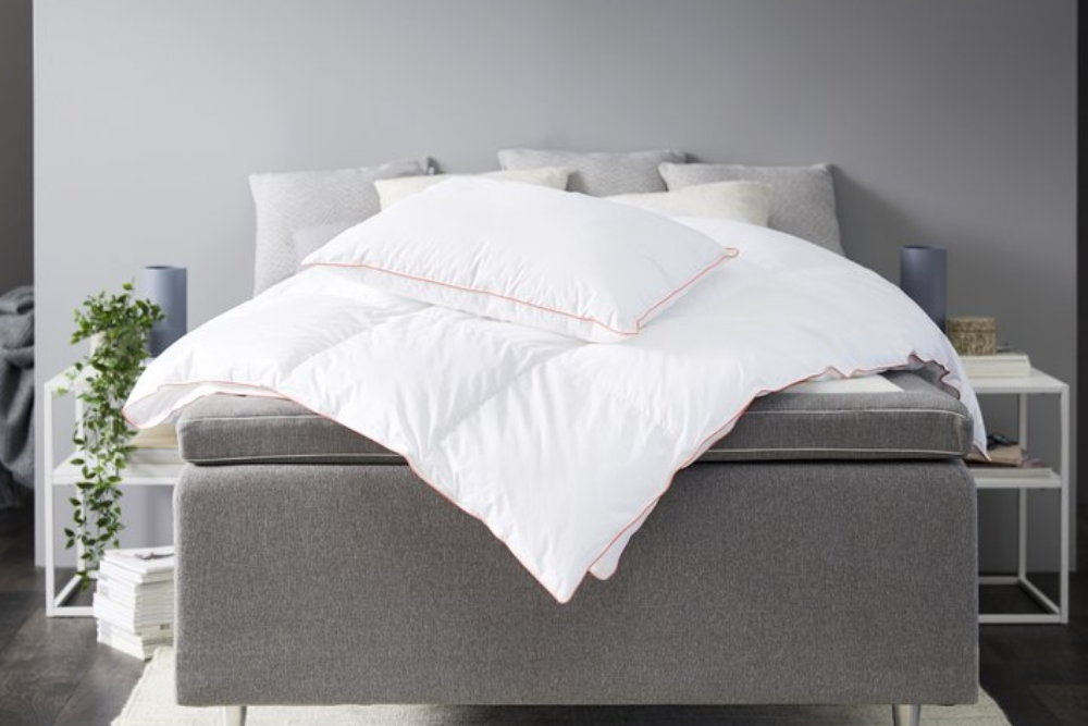 Spara upp till 70% på täcken och sovkuddar