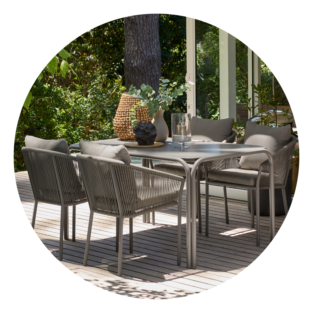 Garden chairs and table